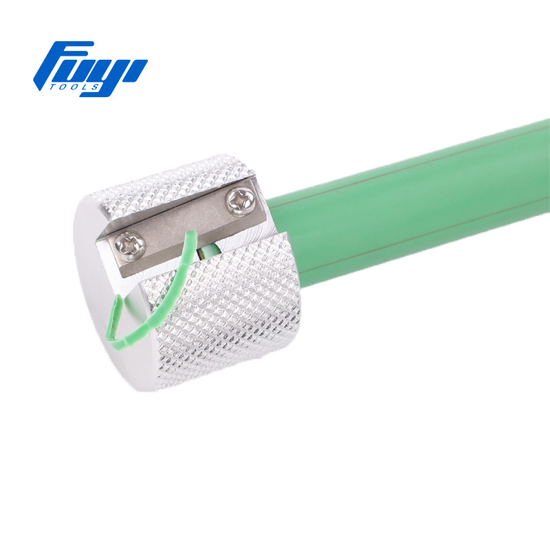 Metrinen kokoiset teräksiset viistetyökalut